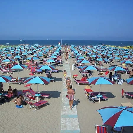Ξενοδοχείο με διαμερίσματα Hr Vapore Gatteo Mare