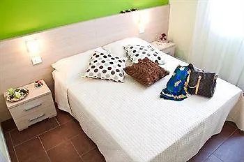 Hr Vapore Gatteo Mare غاتيو أ ماري