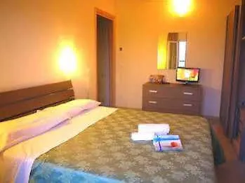 Hr Vapore Gatteo Mare Lägenhetshotell *